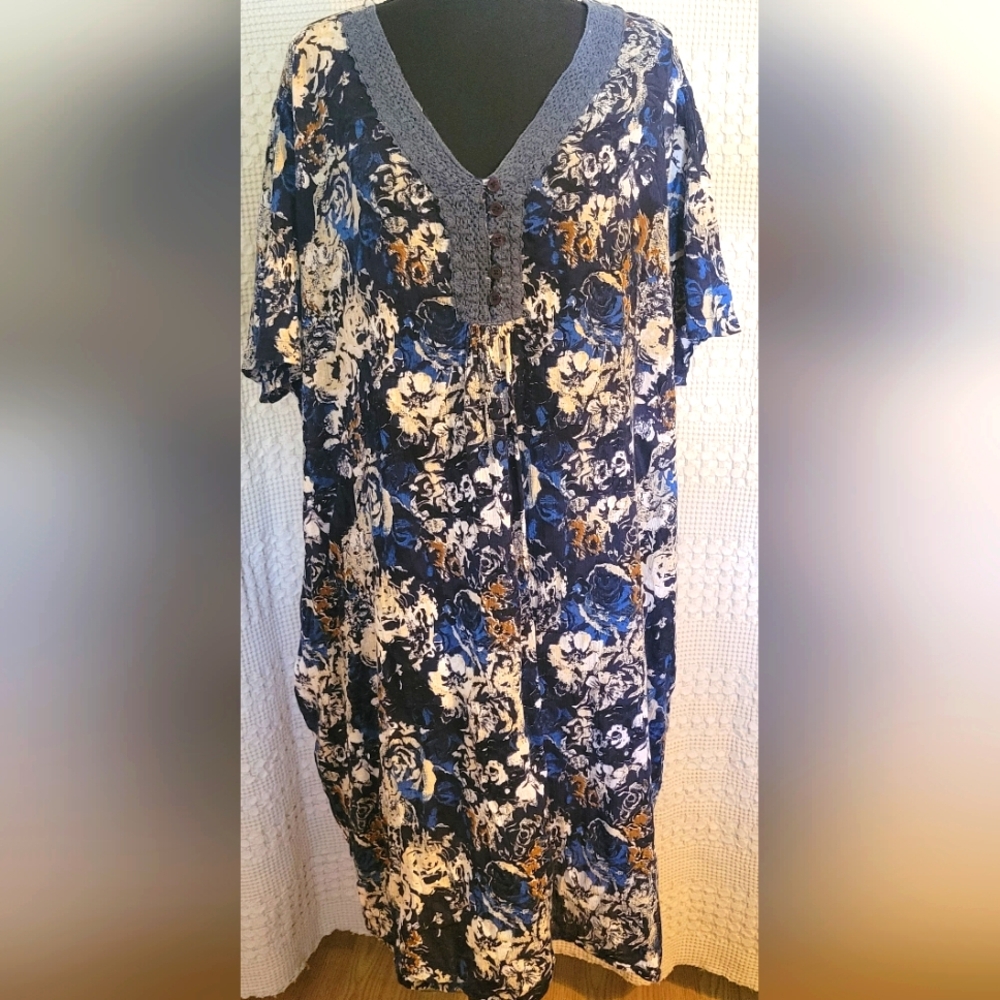 Vintage Anthony Richards Blue Floral MooMoo Size 4X (Fits Like 1X) - Picture 1 of 8